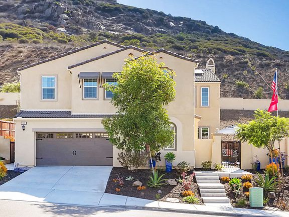 3rd image of 905 Tucana Dr