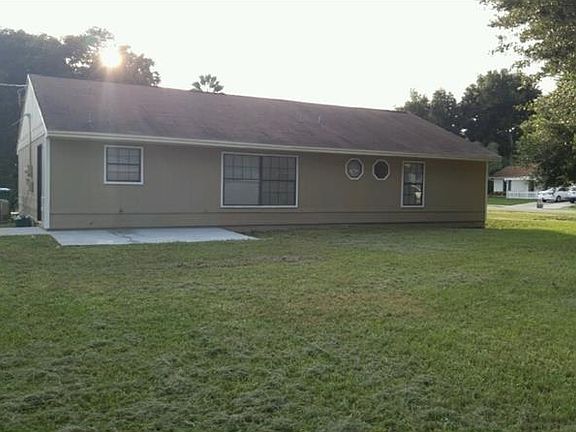 5th image of 3355 Planter Dr