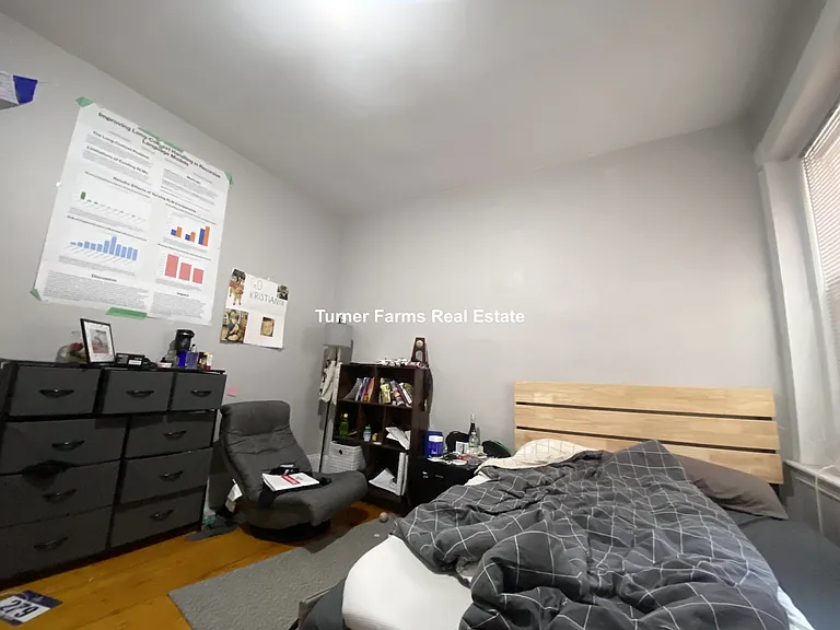 147 Columbia St #22L — Photo 11