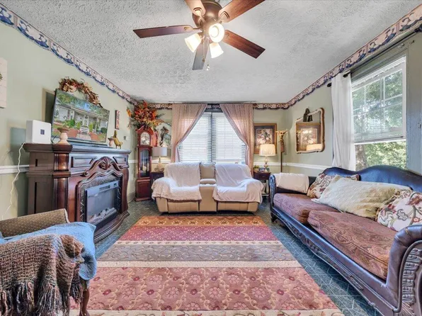175 Lahue Dr, Wytheville, VA 24382