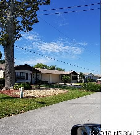 1st image of 12 Blue Heron Dr