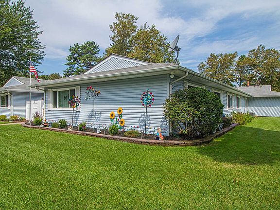 2nd image of 54 Storm Dr
