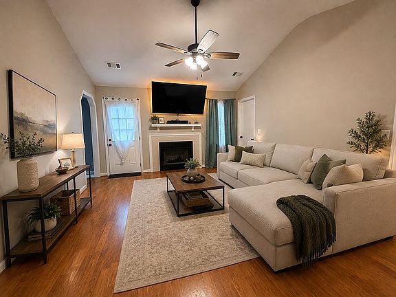 3rd image of 2915 Eagle Pointe Dr