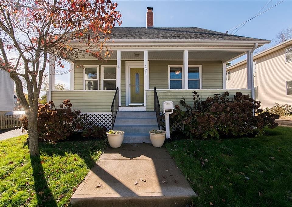 1st image of 171 Sutton Ave
