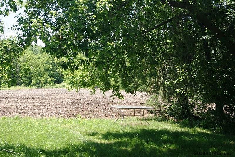 5th image of 2549 W FULTON Road