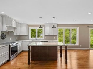 7432 Clifton Rd, Clifton, VA 20124