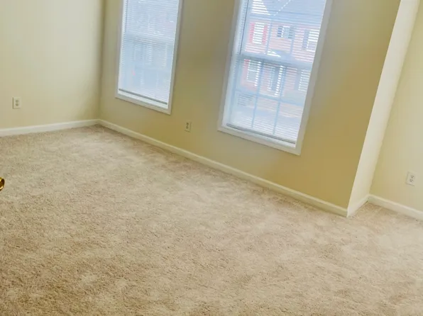 4869 Hairston Park Sq, Stone Mountain, GA 30083