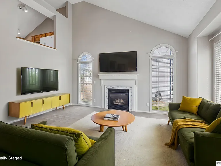 7308 S 155th Ave — Photo 5