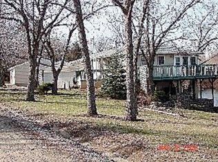 16 NW Sugar Lake Dr E, Mound City, KS 66056