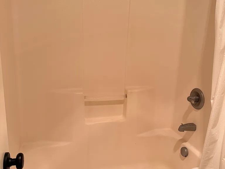 620 SW 171st Ave — Photo 9