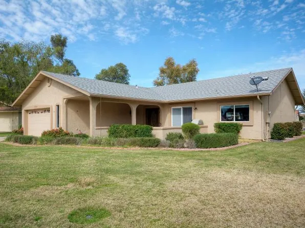565 Leisure World, Mesa, AZ 85206