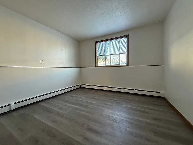 445 California St — Photo 7