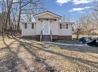 508 S Church Ave, Landrum, SC 29356