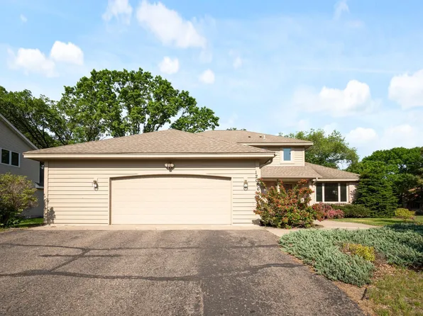 12086 Holly St NW, Coon Rapids, MN 55448