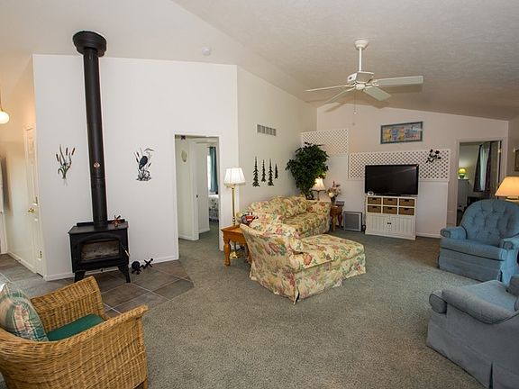 5th image of 27256 Country Lake Ln