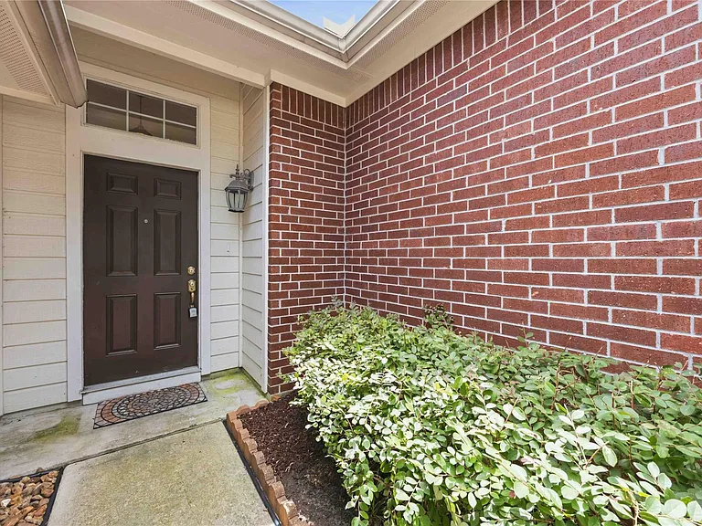 12807 Canyon Echo Dr — Photo 3