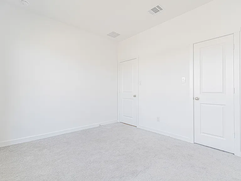 Bedroom 2 (Guest)
