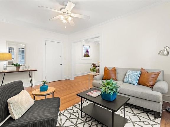 3rd image of 1111 Briarcliff Pl NE APT 1