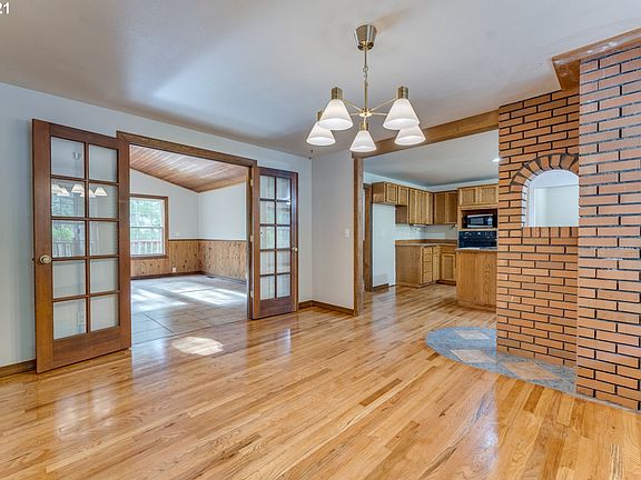 2nd image of 20810 NE 269th St