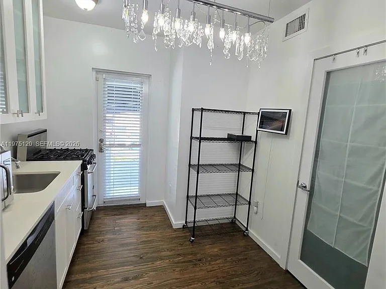 1616 Euclid Ave #12 — Photo 22