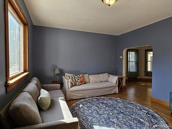 5th image of 803 Hancock St