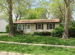 2401 Miami Dr, Iowa City, IA 52240