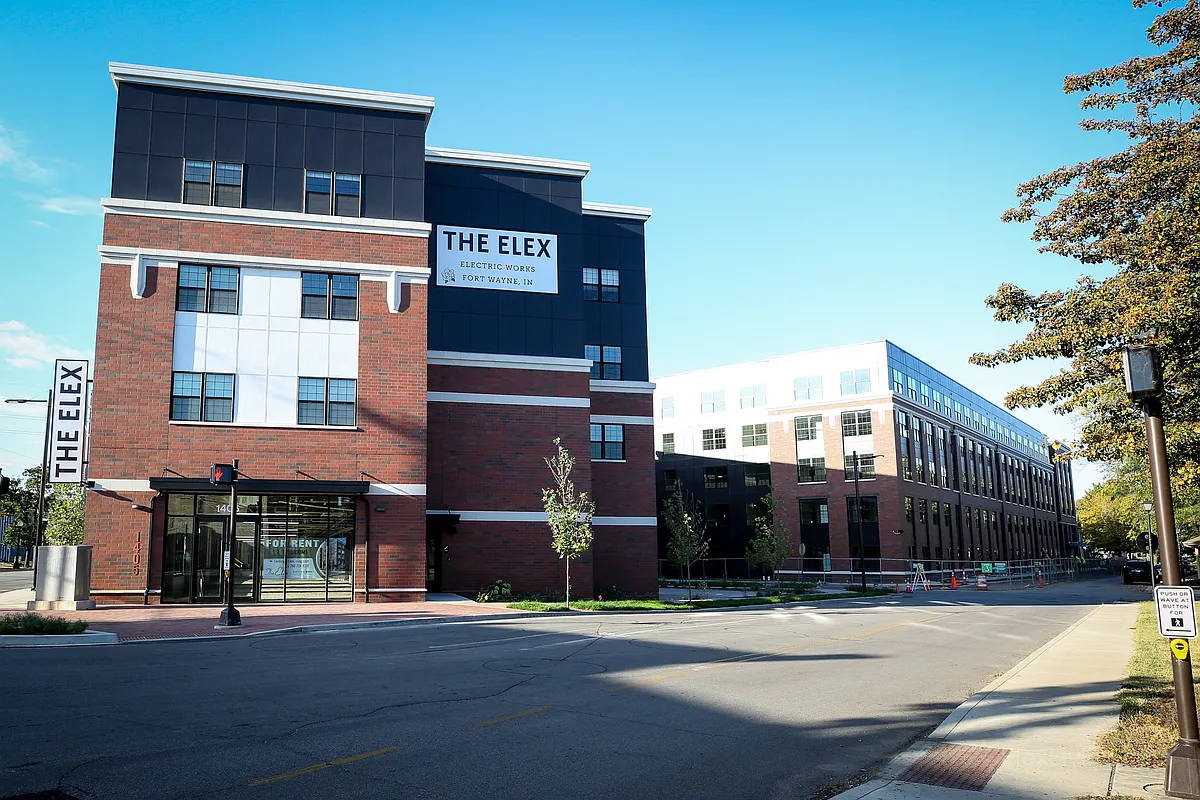 Building Photo - The Elex
