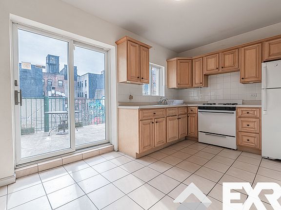 2nd image of 38 Greene Ave #2KK