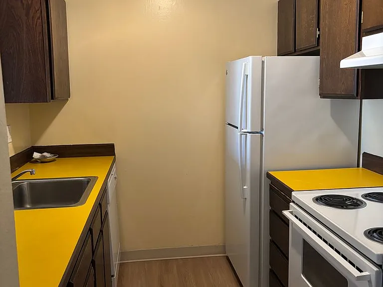 8715 SW Brightfield Cir — Photo 2