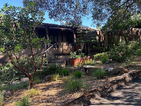 4th image of 45 Prado Ct