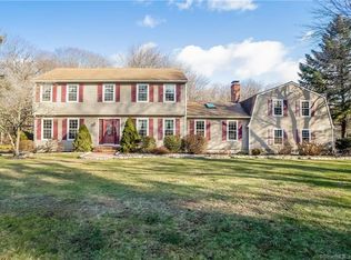 47 Carousel Dr, Trumbull, CT 06611