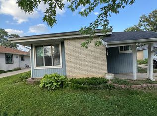 4860 N 104th St, Milwaukee, WI 53225