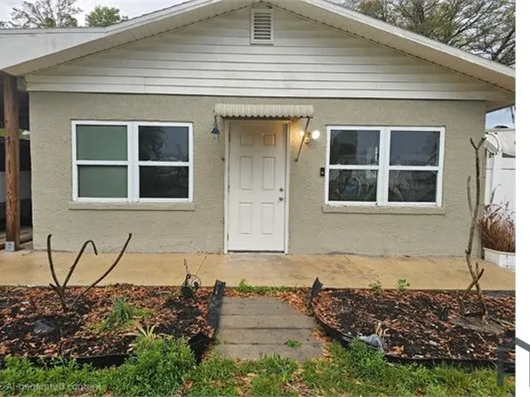 6451 16th St, Zephyrhills, FL 33542