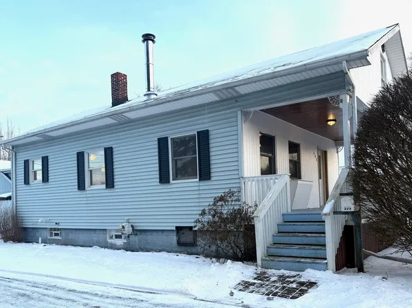 406 Oxford St, Bay City, MI 48708
