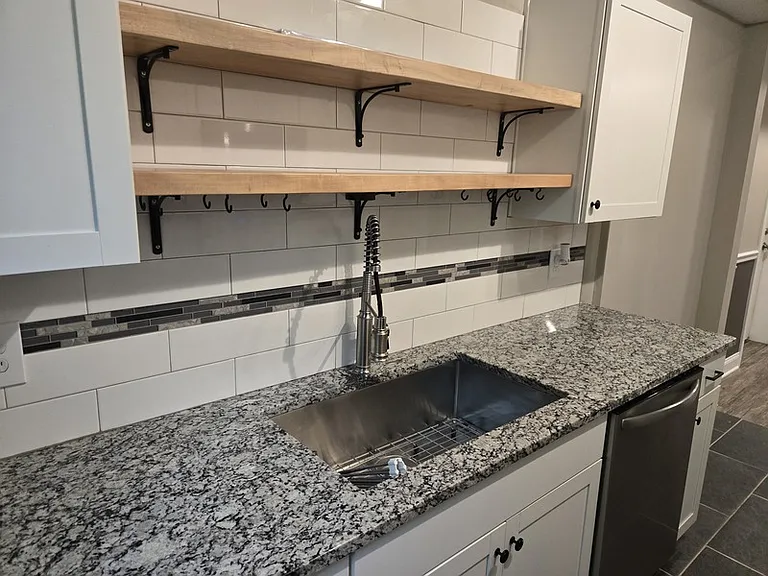 545 Lakeview Dr #B — Photo 13