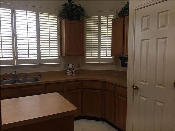 3rd image of 534 Chancellorsville Dr