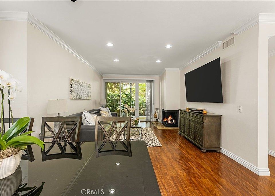 1st image of 2542 W Macarthur Blvd #143