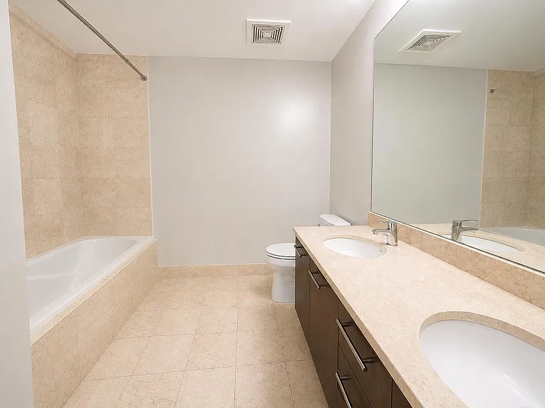 410 Evernia St #506 — Photo 11