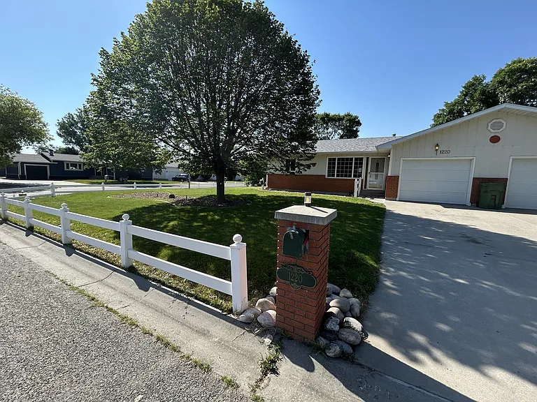 1218 Galway Dr #1220 — Photo 2