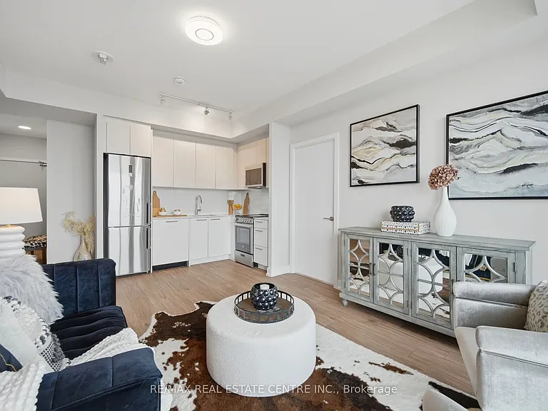 215 Veterans Dr #901 — Photo 10