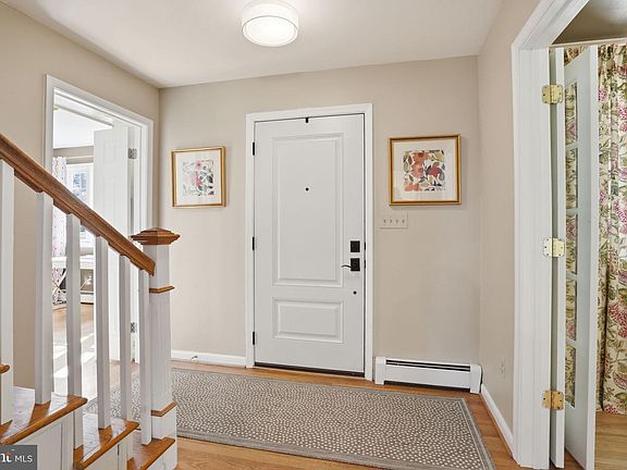 2nd image of 10208 Cabery Rd