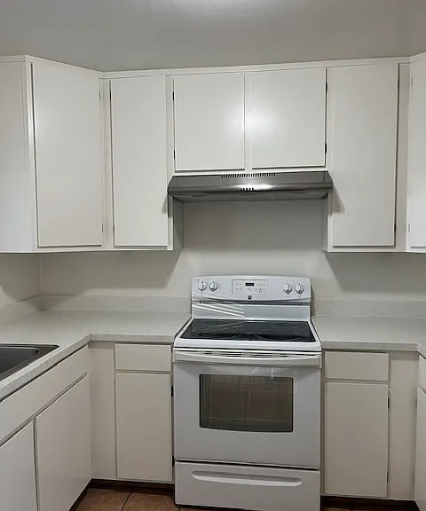 Kearny Street Apartments — Photo 5