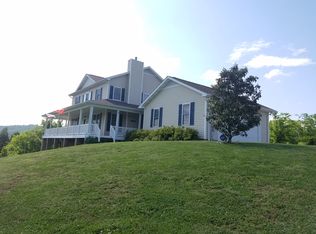 831 Chariot Dr, Seymour, TN 37865