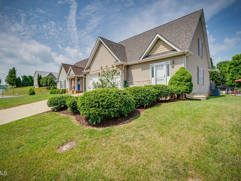 807 Trammell Rd, Bristol, TN 37620 Zillow