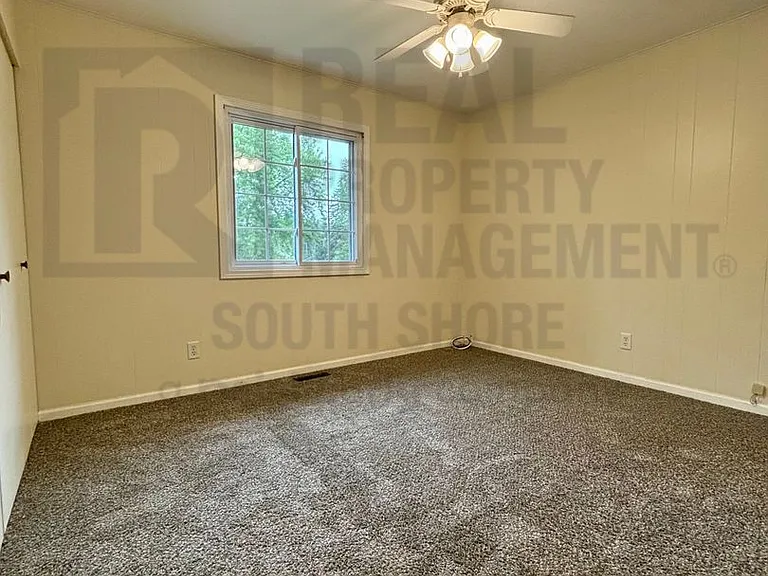 1513 Monticello Park Dr — Photo 8
