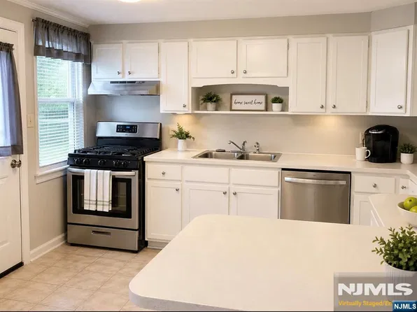 17-19 Limekiln Road, Phillipsburg, NJ 08865