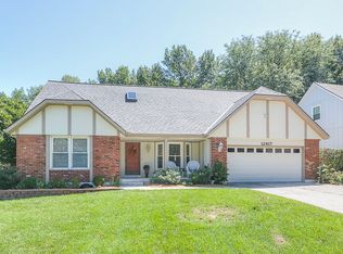 12817 W 106th St, Overland Park, KS 66215