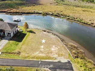 0 Honeysuckle Ln, Bay Saint Louis, MS 39520