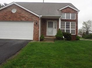 2695 Raphael Dr, Columbus, OH 43232