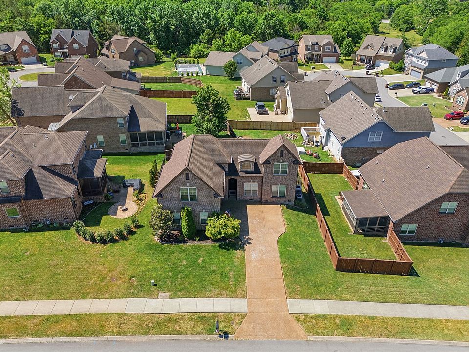 1st image of 209 Karen Dr
